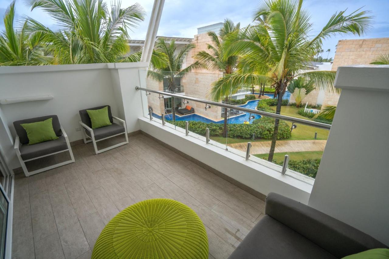Nickelodeon Hotels & Resorts Punta Cana Dış mekan fotoğraf Balcony at the Hard Rock Hotel