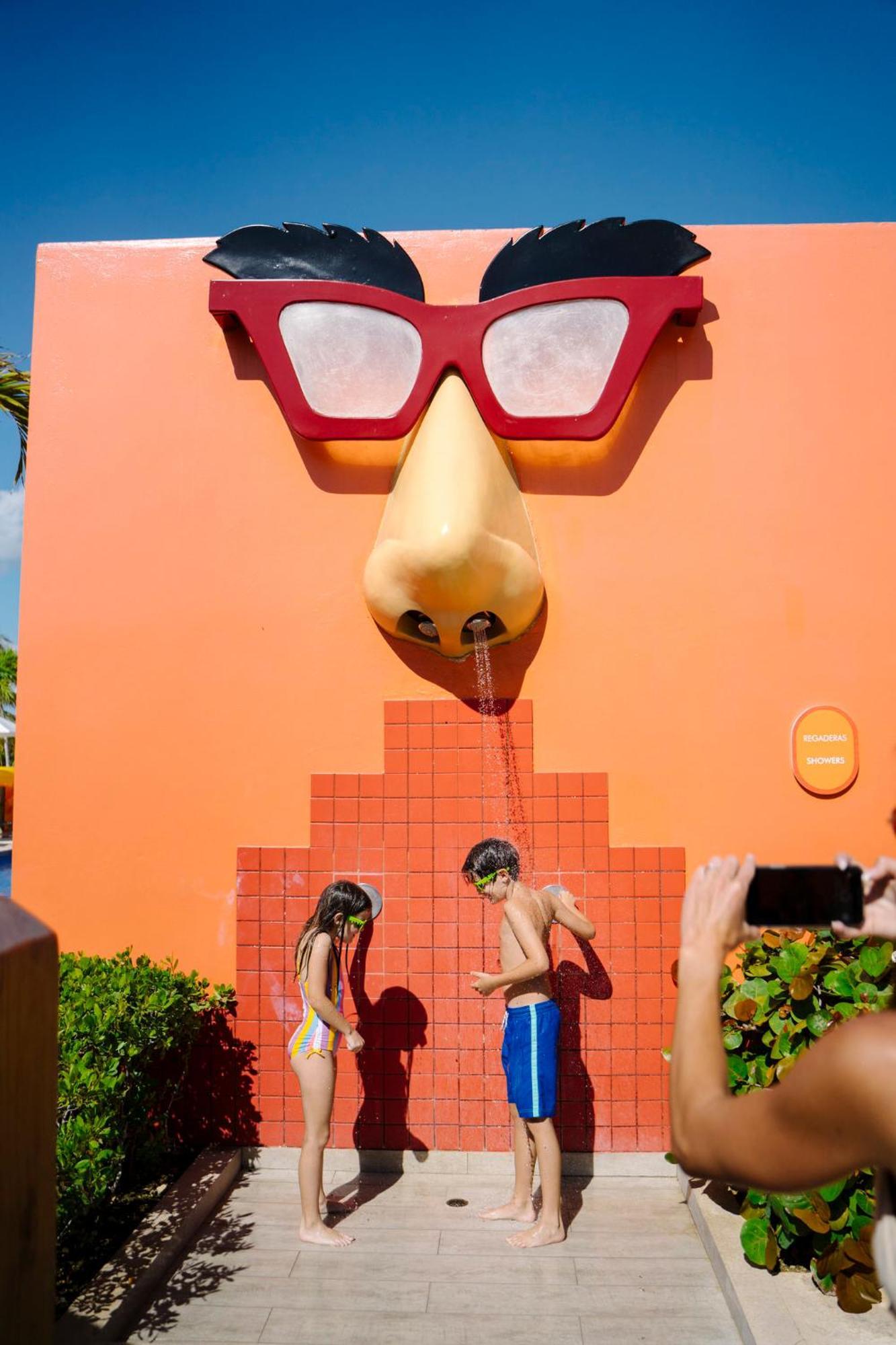 Nickelodeon Hotels & Resorts Punta Cana Dış mekan fotoğraf The nose fountain